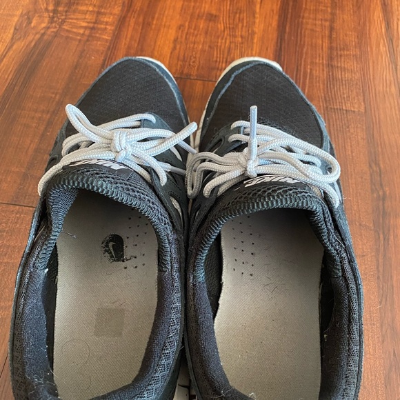 Nike Free Run 2 Oreo - Picture 5 of 7